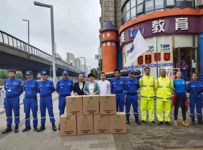 共克时艰！抗汛救援河南餐饮人汇聚磅礴力量