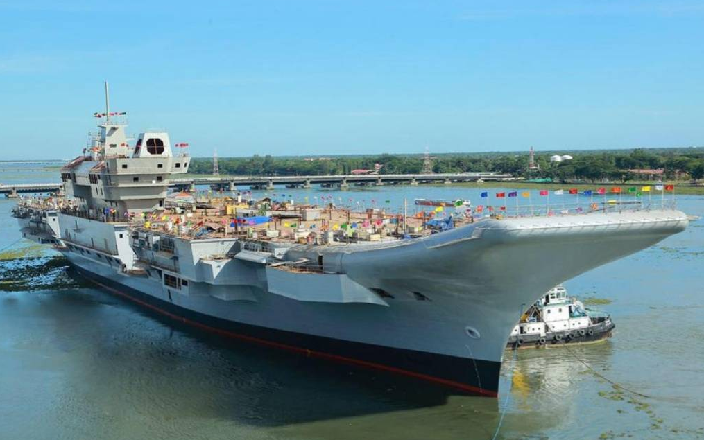 003航母的奇迹：中印航母开工只差15天，现在却领