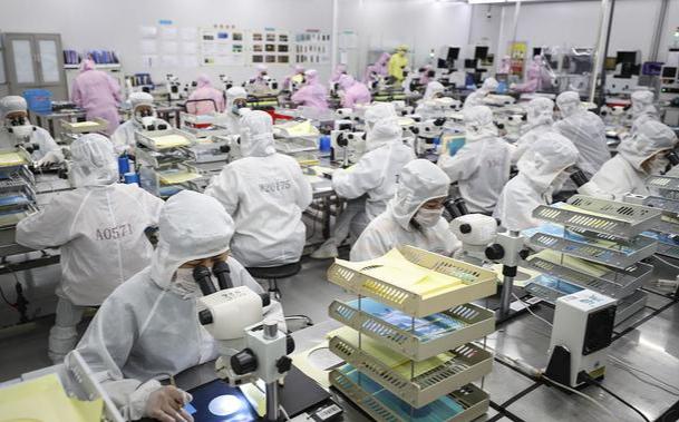 中国芯突破三大核心技术，外媒：中国学者不睡觉？