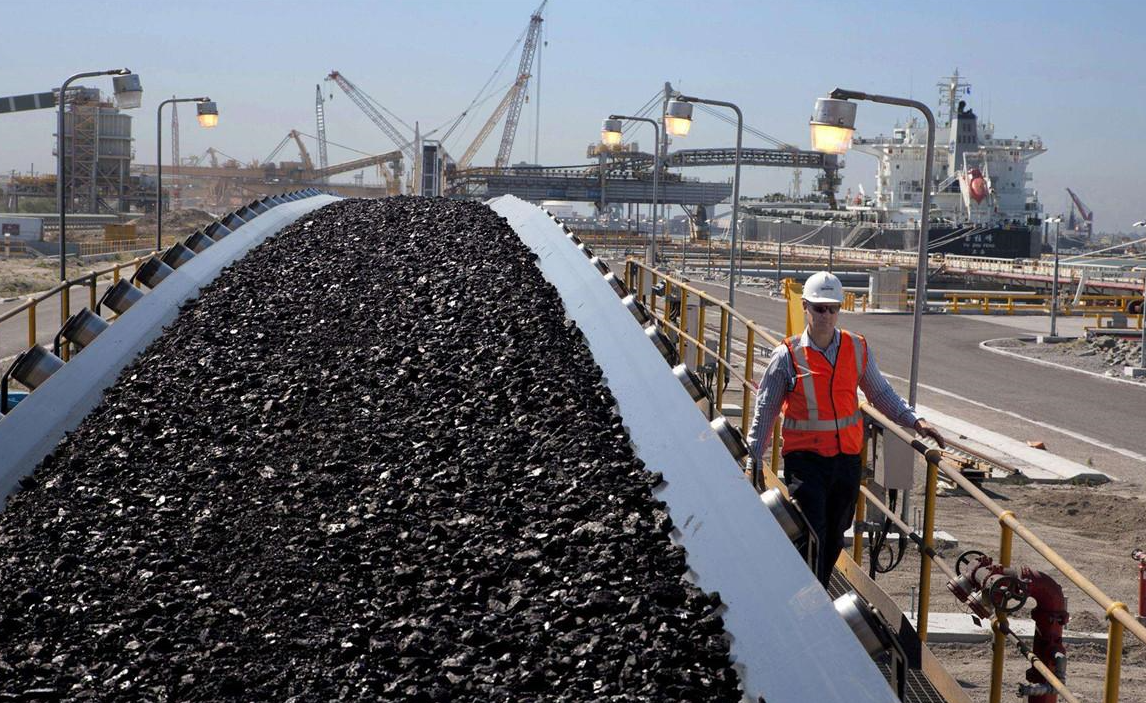 撐不住了？ 滯留中國港口7個月後，澳大利亞運煤船掉頭前往日本