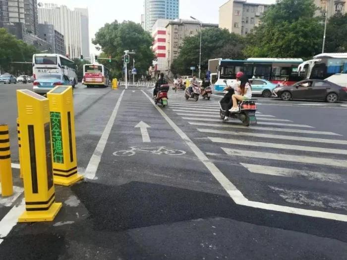 闖了紅燈，為何收不到違章信息？交警：這3種情況不扣分也不罰款