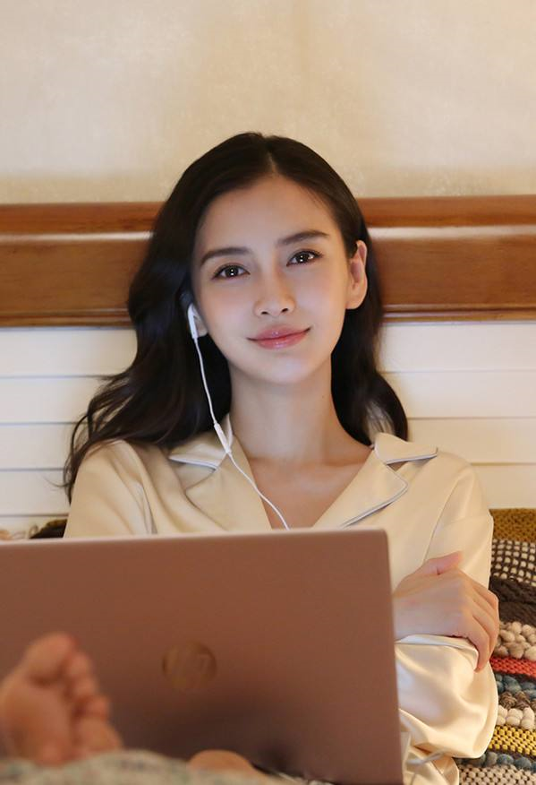 Baby、郑恺、李晨成“钉子户”，他们为何不敢放