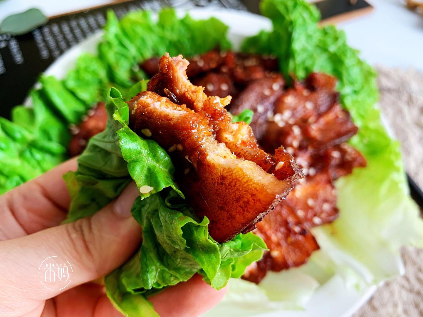 This is the best way to eat pork belly, no oil, no water, the burnt fragrant and tender taste is excellent