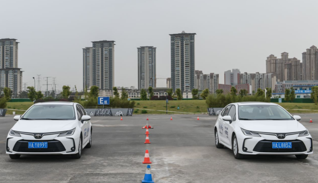 把三缸机摆在台面上说，2021款卡罗拉能扭转大家的刻板印象吗