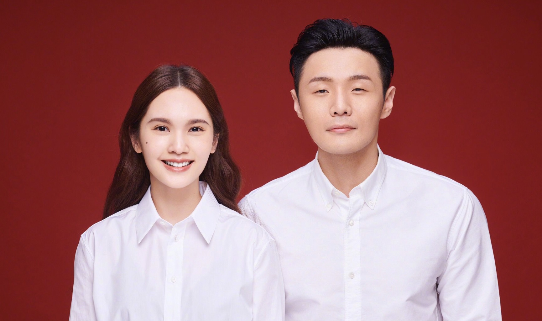 楊丞琳無懼李榮浩吃醋，依偎在鄭元暢肩頭合影，與應采兒長沙小聚