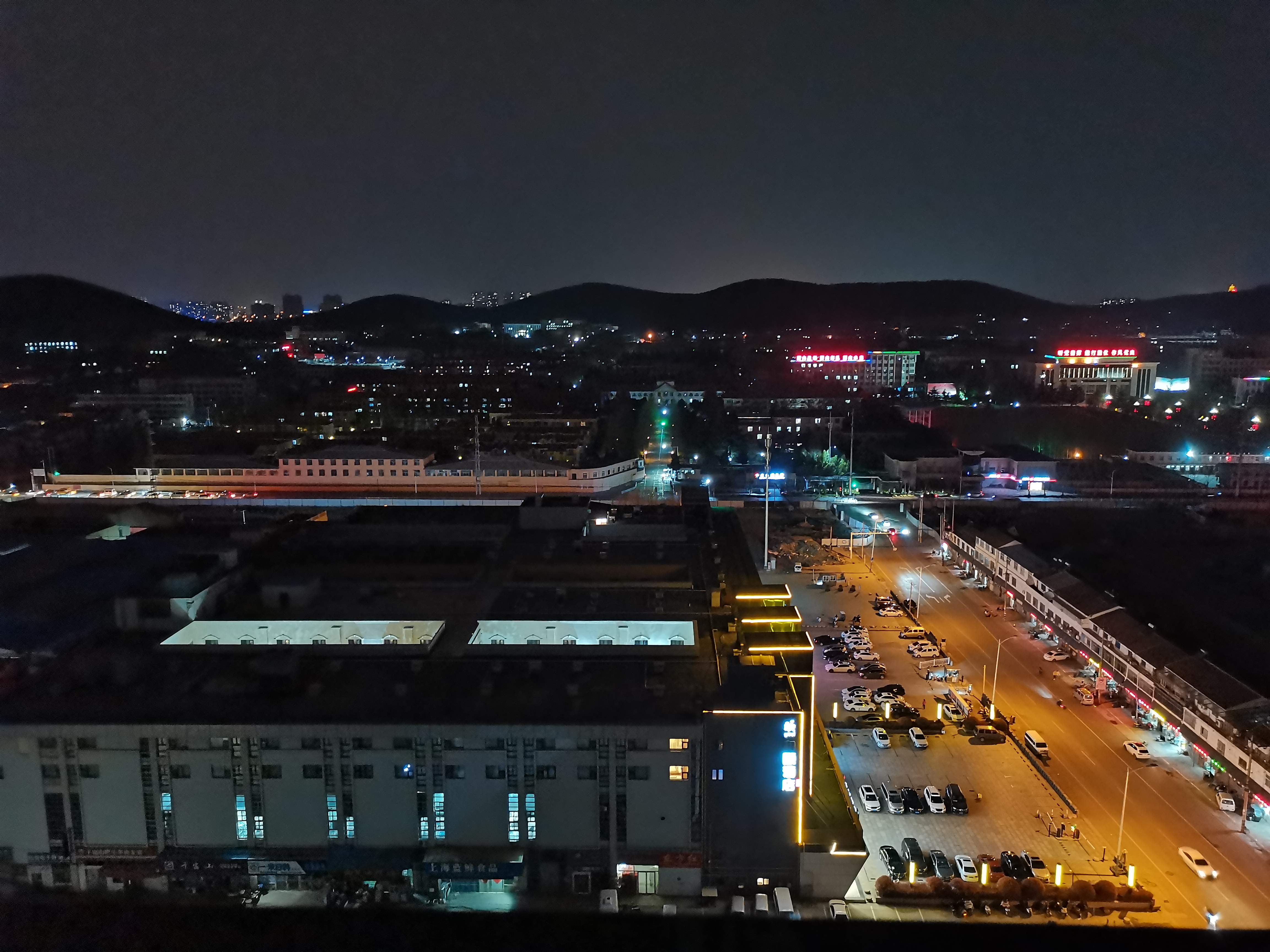 荣耀30S上手体验之工程师奇遇记，你没见过的全新生活化测评