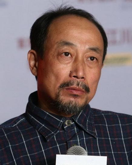 他炮轰冯小刚，怒怼范冰冰，娶张丰毅前妻，继