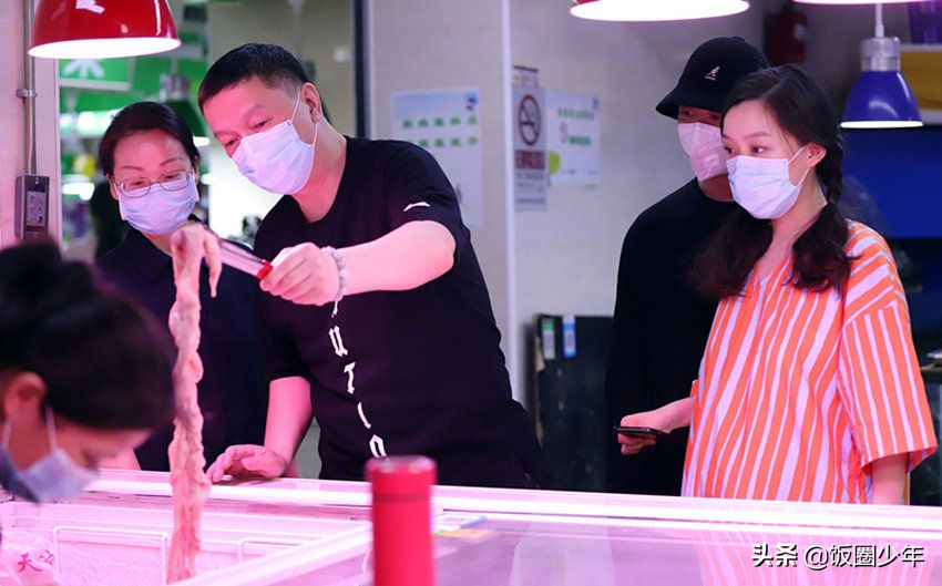 刚被拍到就官宣，GAI要升级当爸，网友：《青春有你3》可以安排了