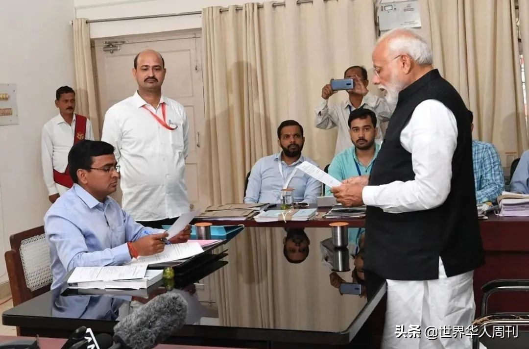 印度第一夫人：17岁嫁给莫迪，他却对外隐瞒了45年