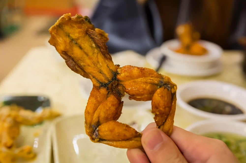 有毒还是剧毒为什么东南亚人喜欢吃蟾蜍肉