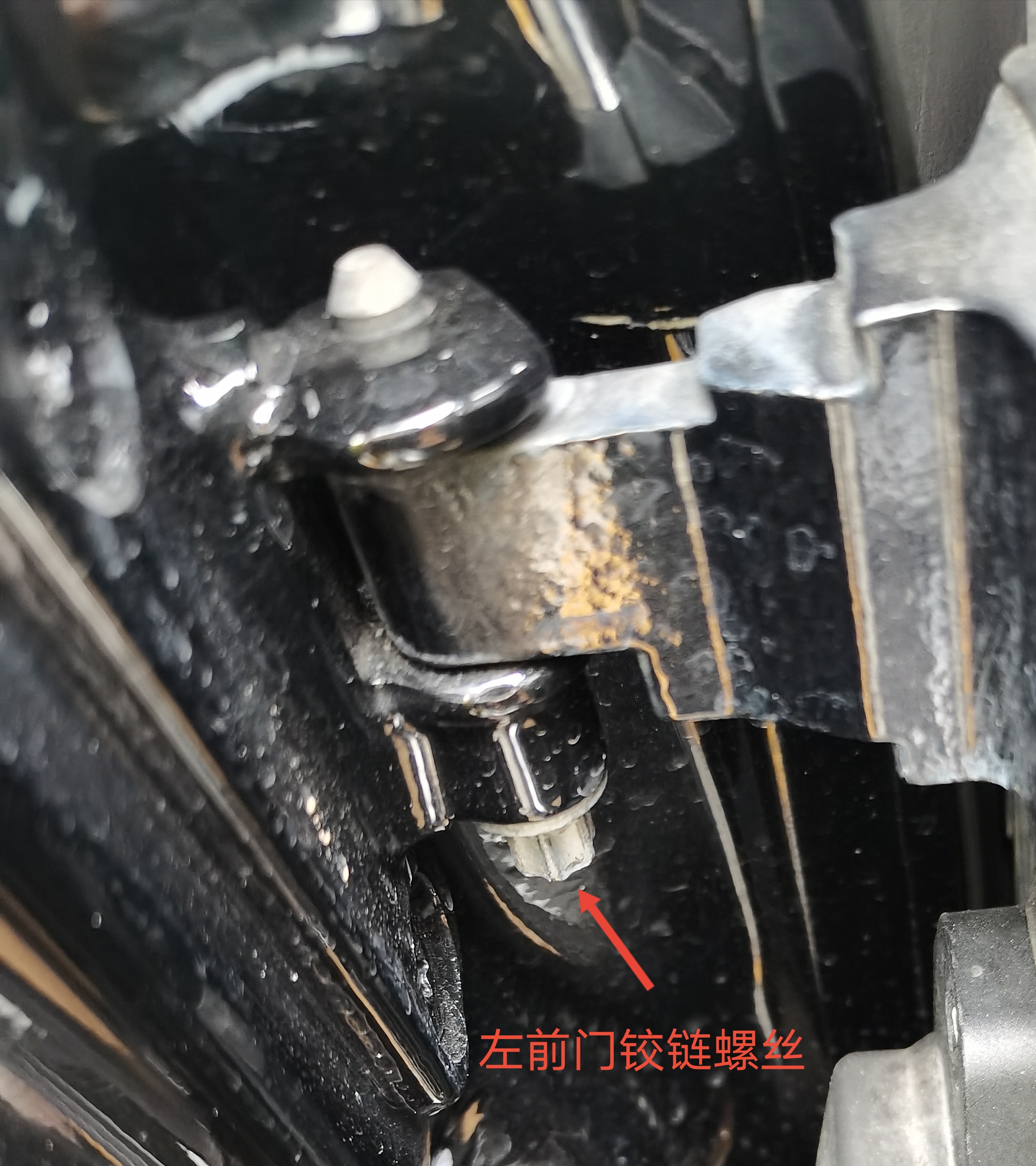 高手請進(jìn)來研究，寶馬740，庫存6年的新車，表顯近8千公里？