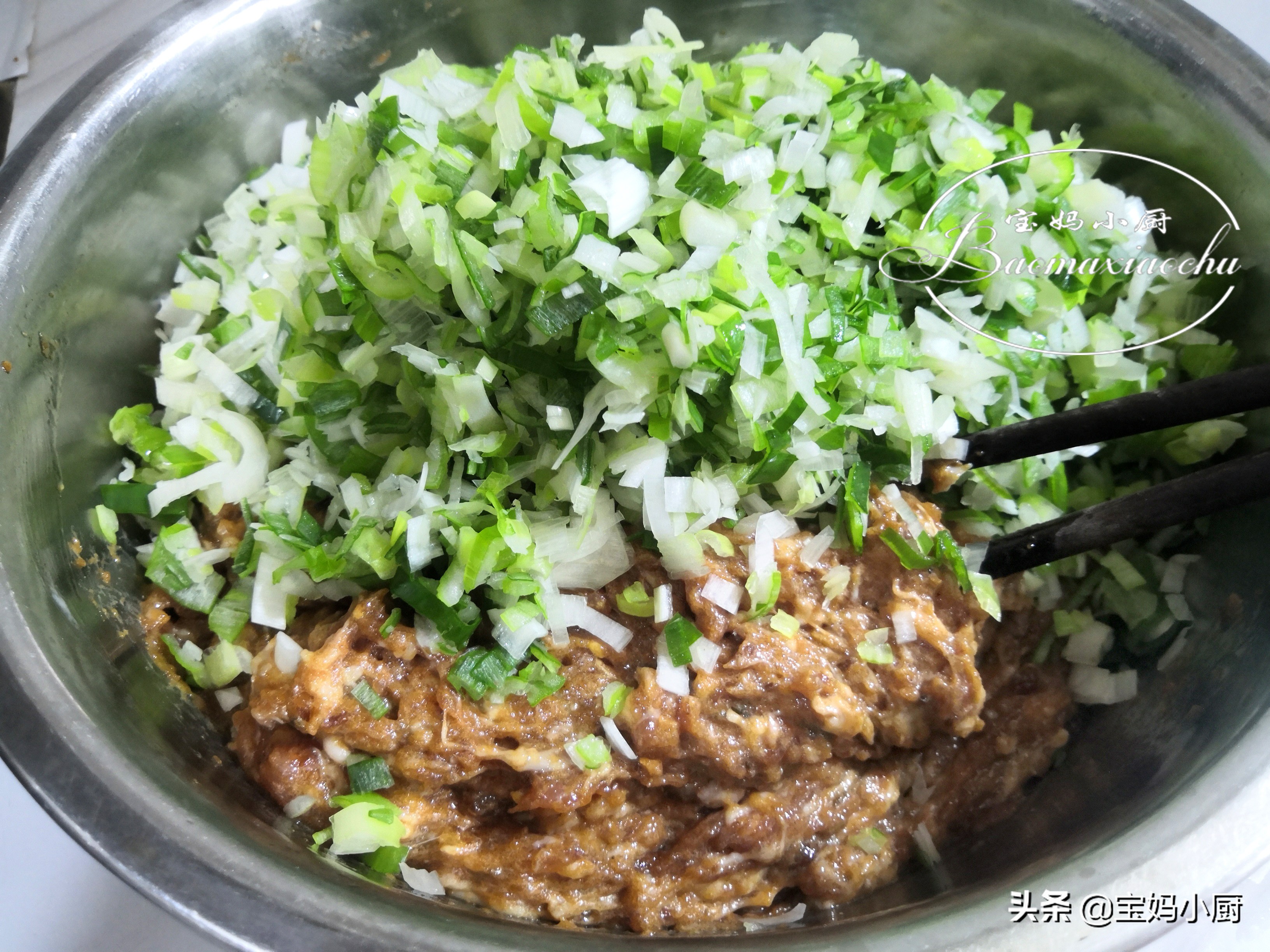 学会这个猪肉大葱馅调法，以后做包子馅饼饺子不发愁，受用一辈子