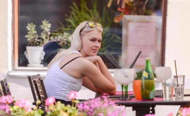 欧洲穷得只剩美女的国家：成为俄罗斯“后花园