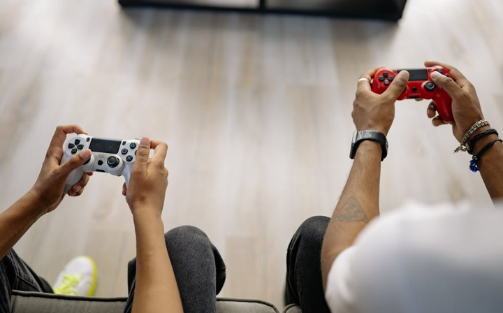 如何找到适合自己的静心方式？静坐手势有特别含义么？