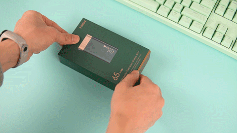 出门，一个充电器就够了——米物甄妙65W氮化镓充电器