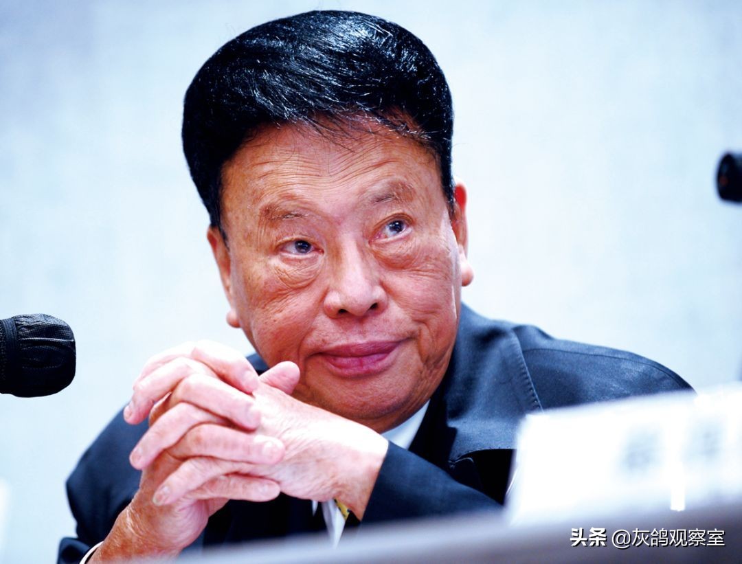 百亿首善的“裸捐”之谜：儿子弱于我，留钱做