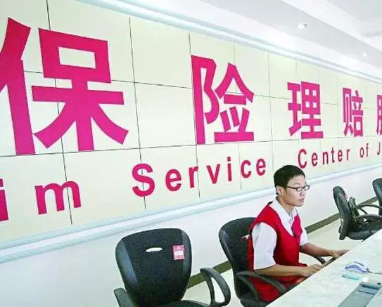 案例说保险：神奇的“两年必赔”，患癌投保，法院判保险赔16万 第2张