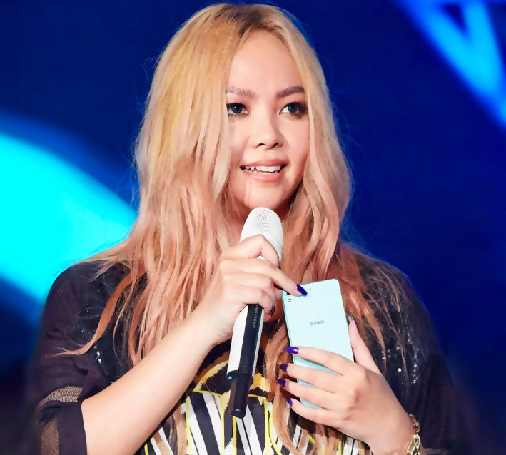 47岁的张惠妹减肥成功，坚持运动瘦了60斤，成功