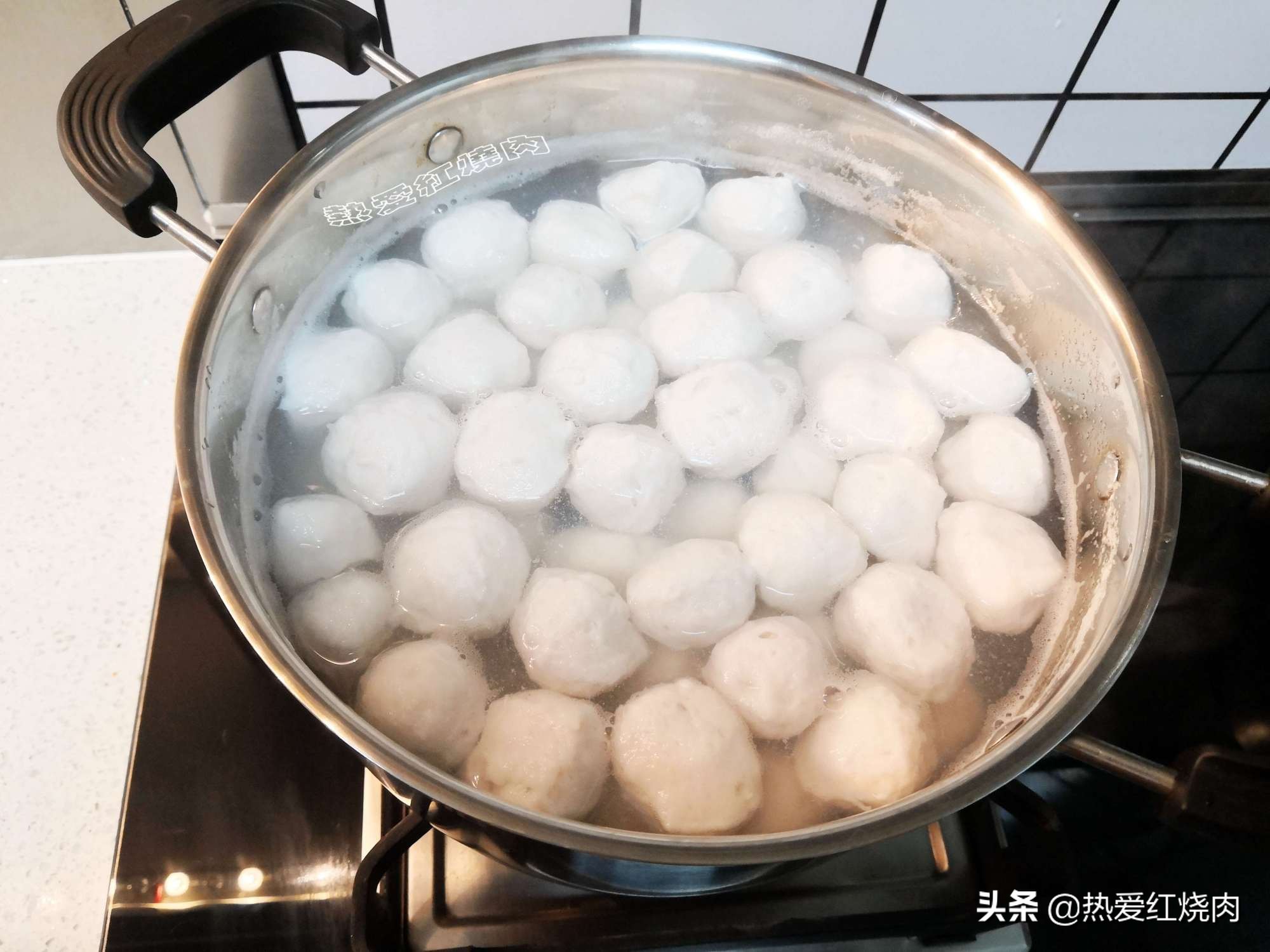 28元買了條大草魚，做成魚丸一大鍋，口感Q彈無添加一點也不腥