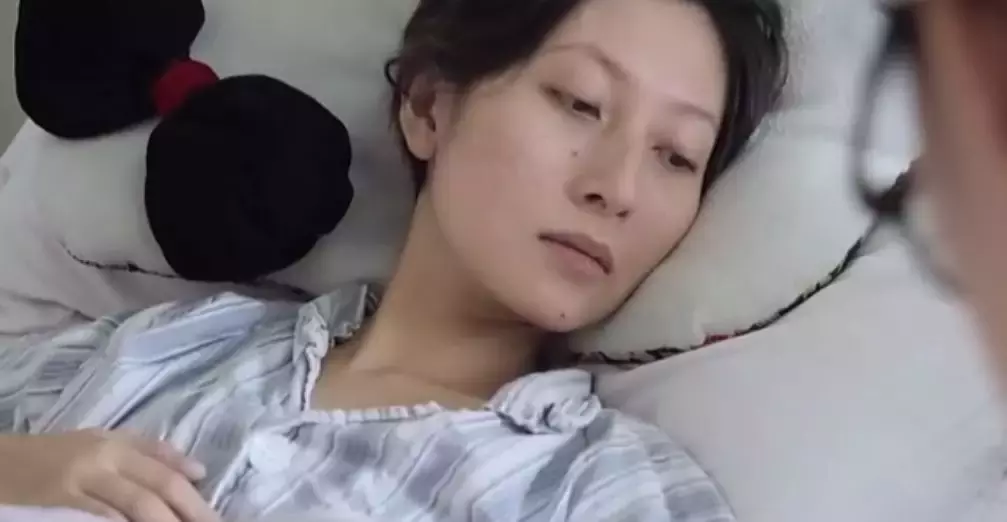 最震撼的国产纪录片回归,哭着打下9.6高分:生死面前,都是小事
