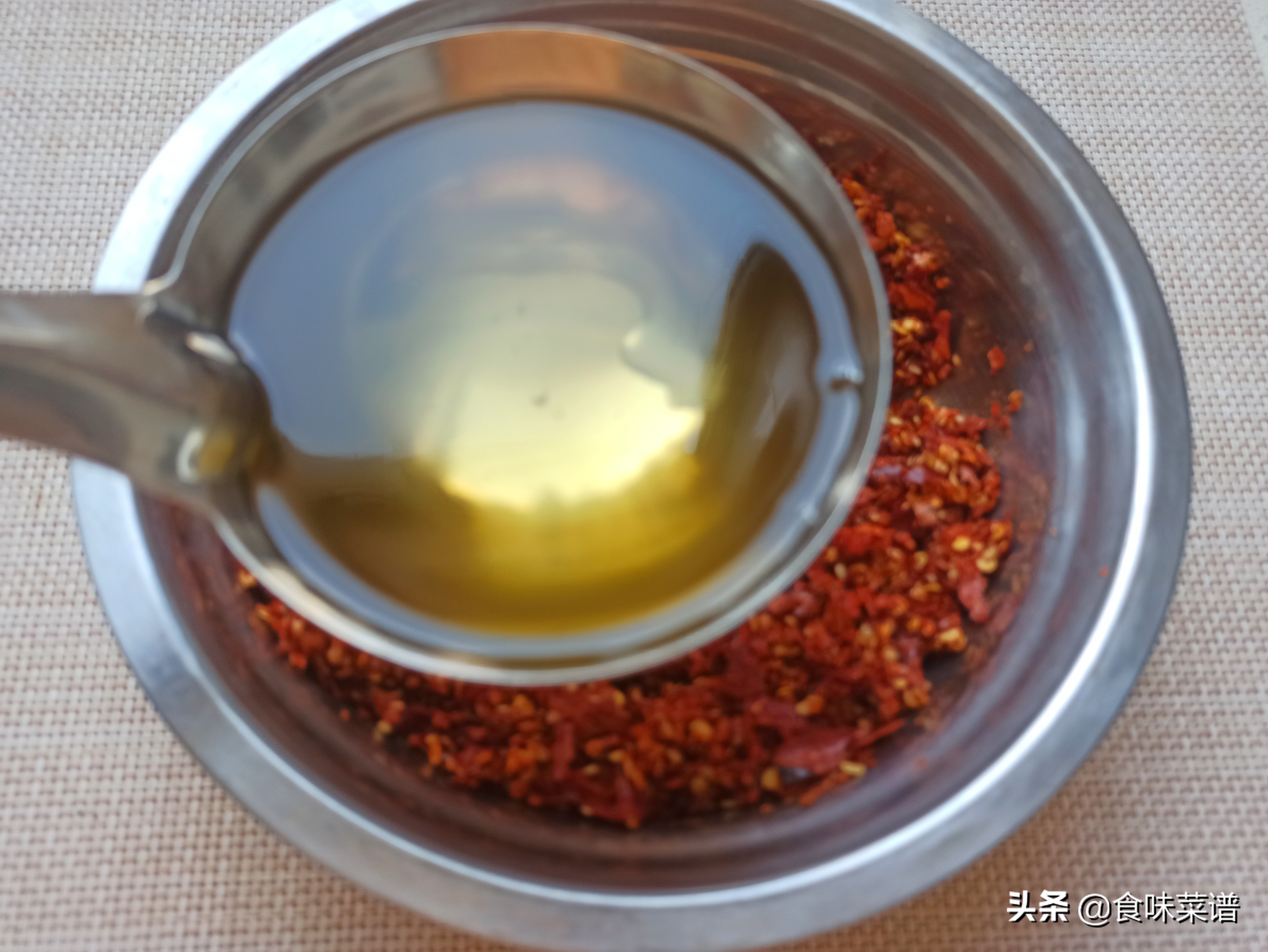 花椒油、辣椒油、猪油、明油的熬制方法，花钱学的教程，免费给你