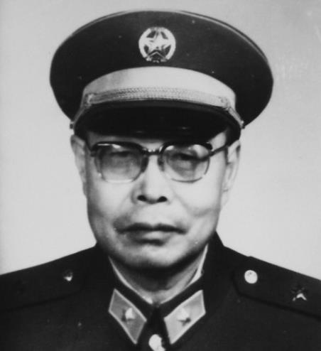 开国将军被地下，几只苍蝇救了他的命，从此一生不打苍蝇！