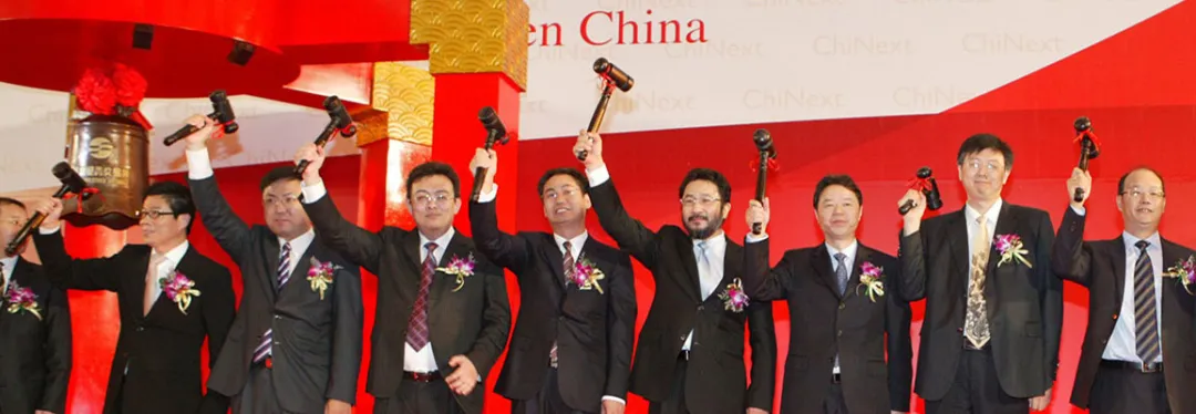 700亿身价的锂电富豪，决定豪赌一把