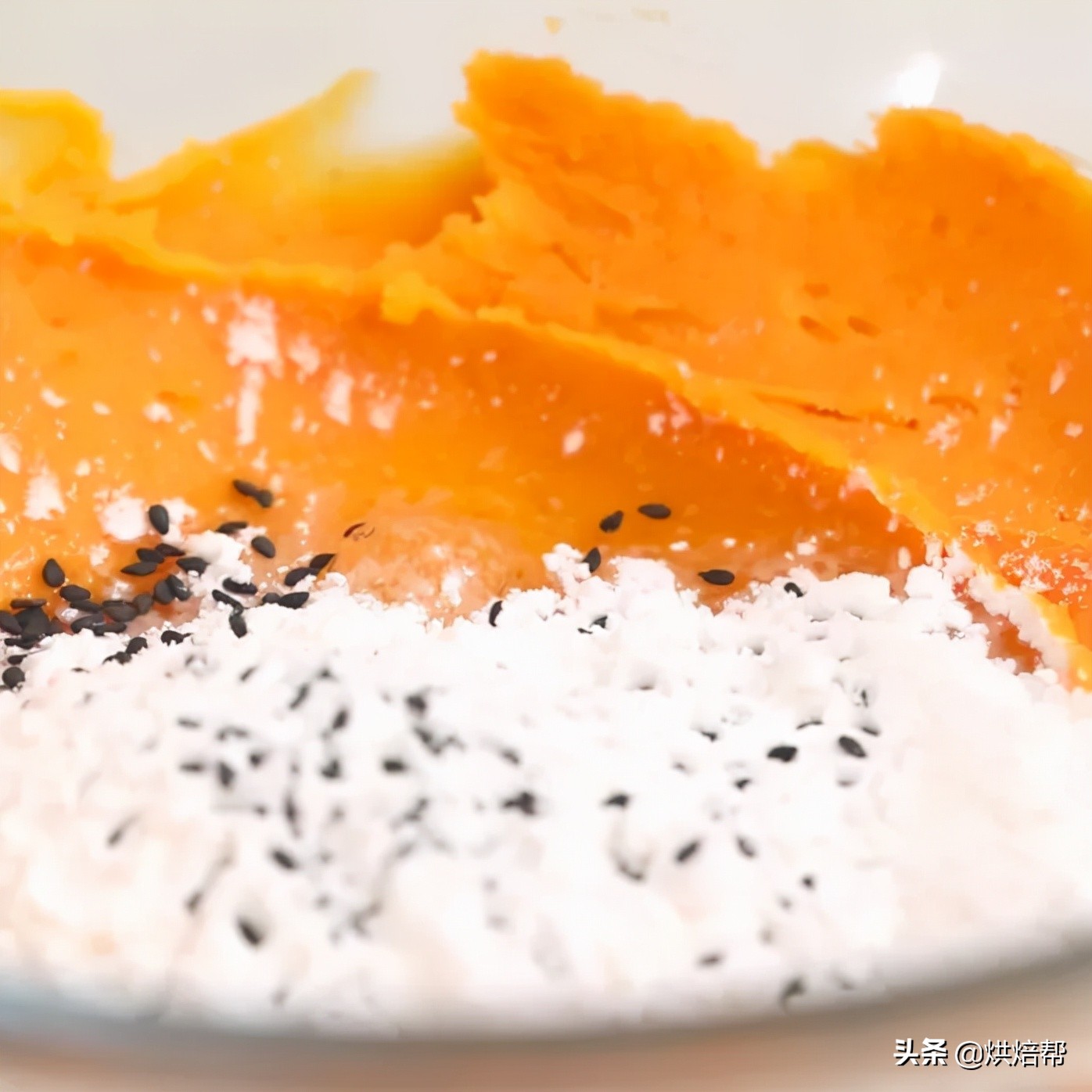 红薯别再烤着吃，这样做成脆片，无糖无油不油炸，比薯片都好吃