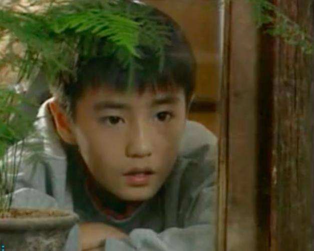 杨玏，初三收情书16遇初恋，杨立新：谈恋爱行，