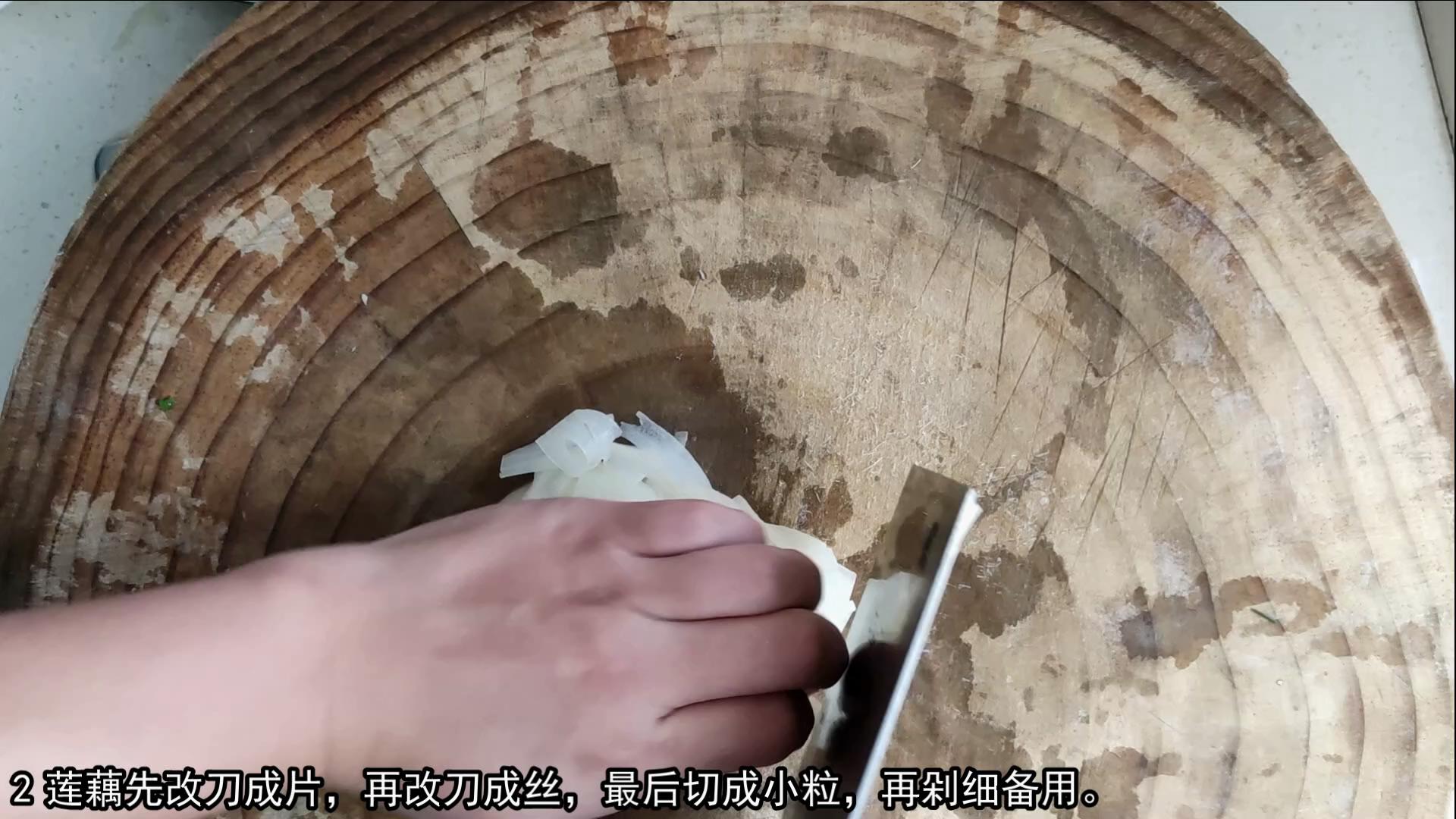 The means of pearl meatball tradition that 90 years old of grandmother became 70 years feeds capable person simple and delicious preserve one's health