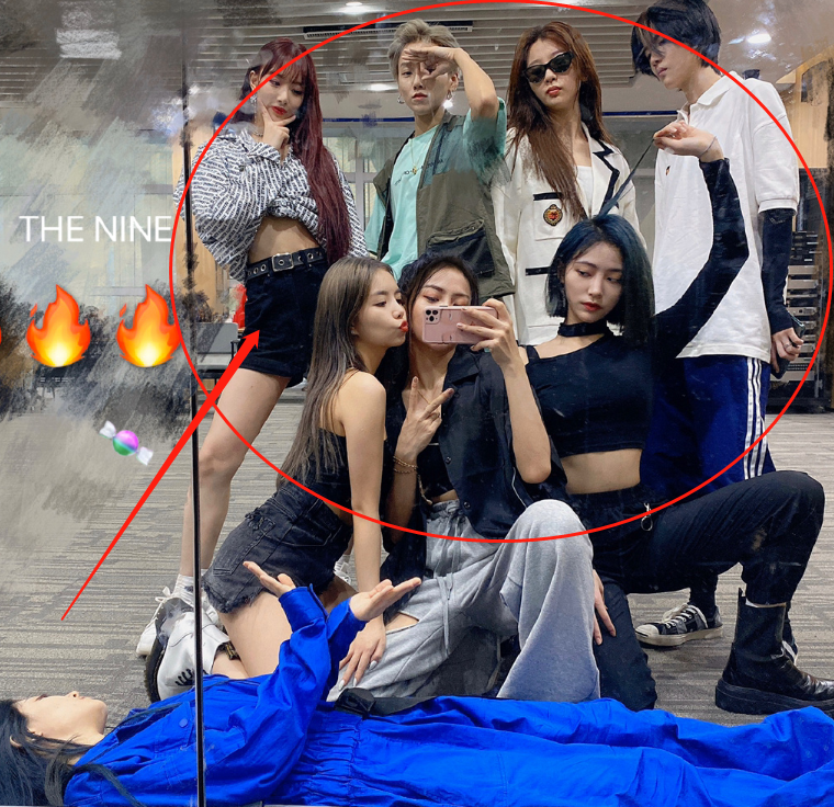 谢可寅晒THE9训练照，大家一起合影，找了半天愣