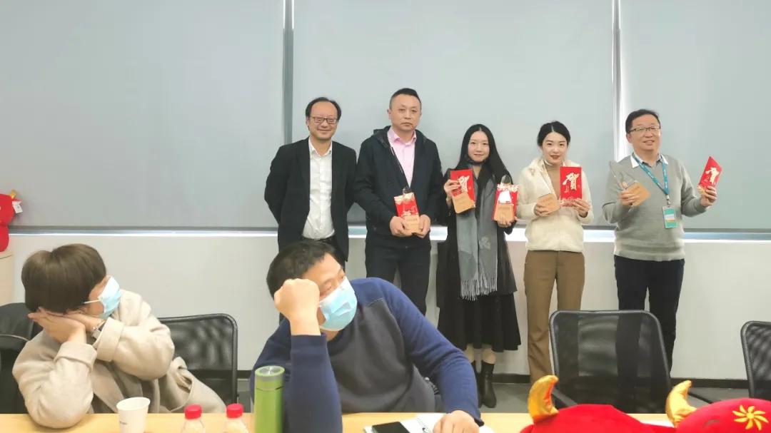 卓爾智聯(lián)生態(tài)圈第十五次聯(lián)席會議暨2020年度工作總結(jié)大會舉行