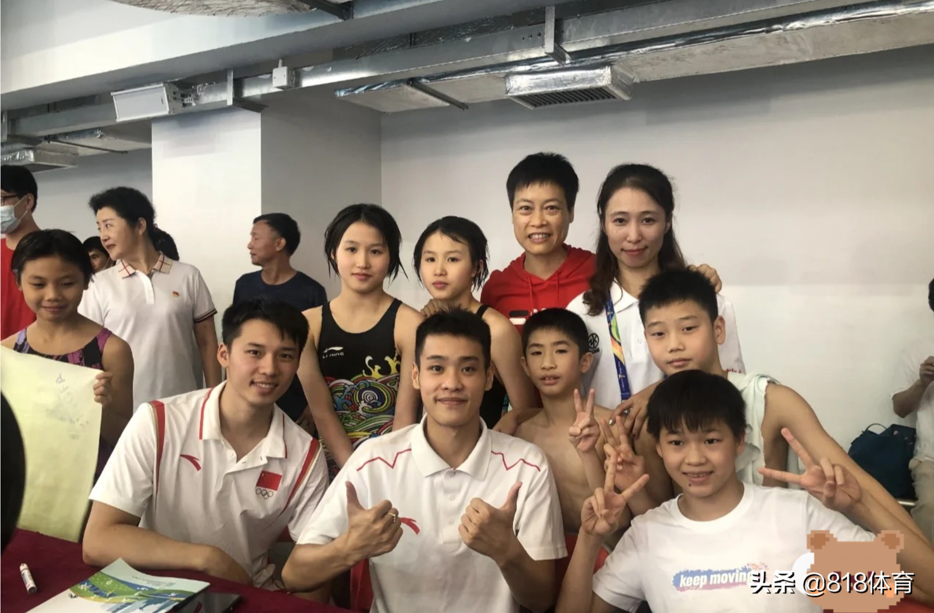 感恩!全红婵陈艾森回广州体校看望恩师,她耕耘30年造3大奥运冠军