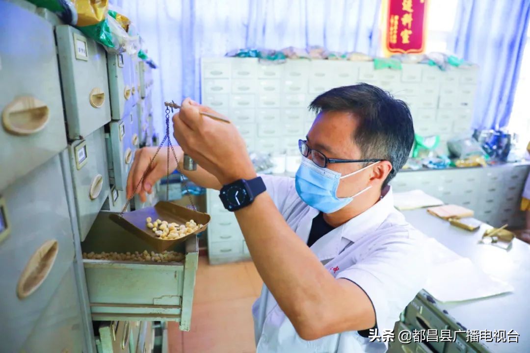 都昌县：统筹提升基层中医药服务能力