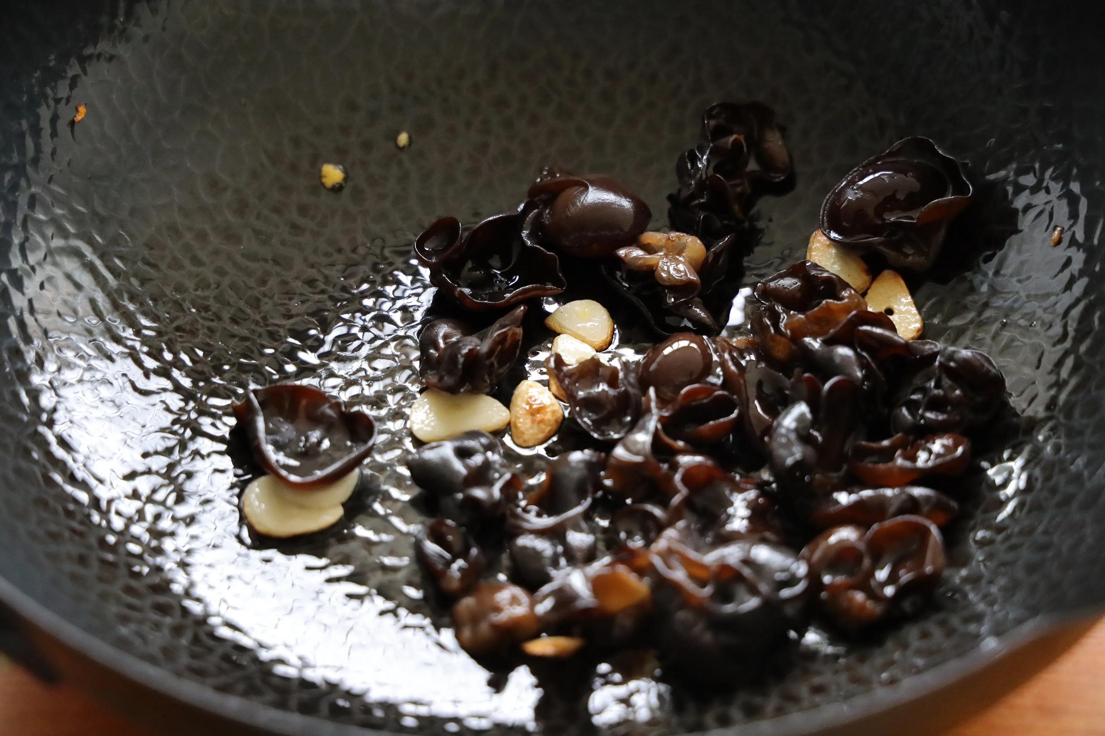 白露节气，多吃这道素菜，比大鱼大肉好，营养丰富少油少盐更健康