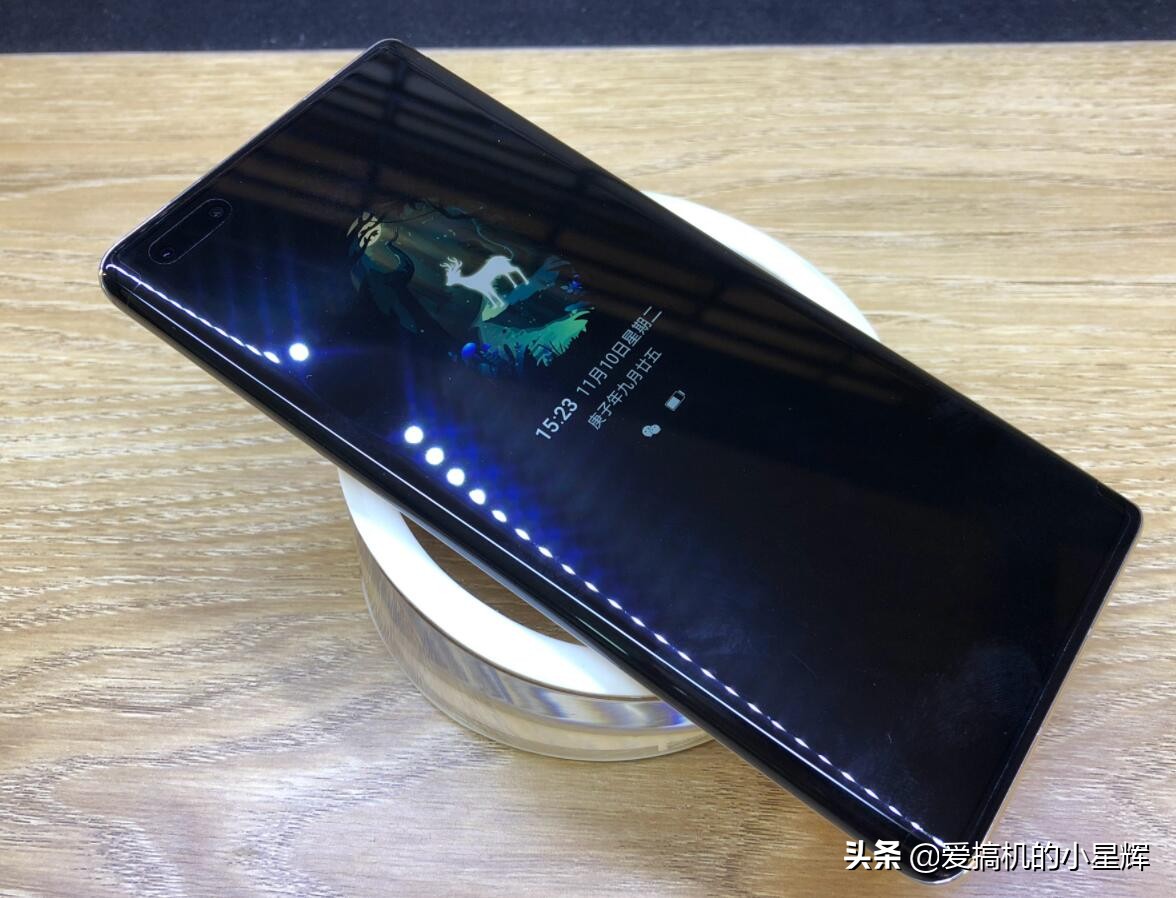 华为Mate40Pro和一加9Pro该怎么选？对比7点就懂了