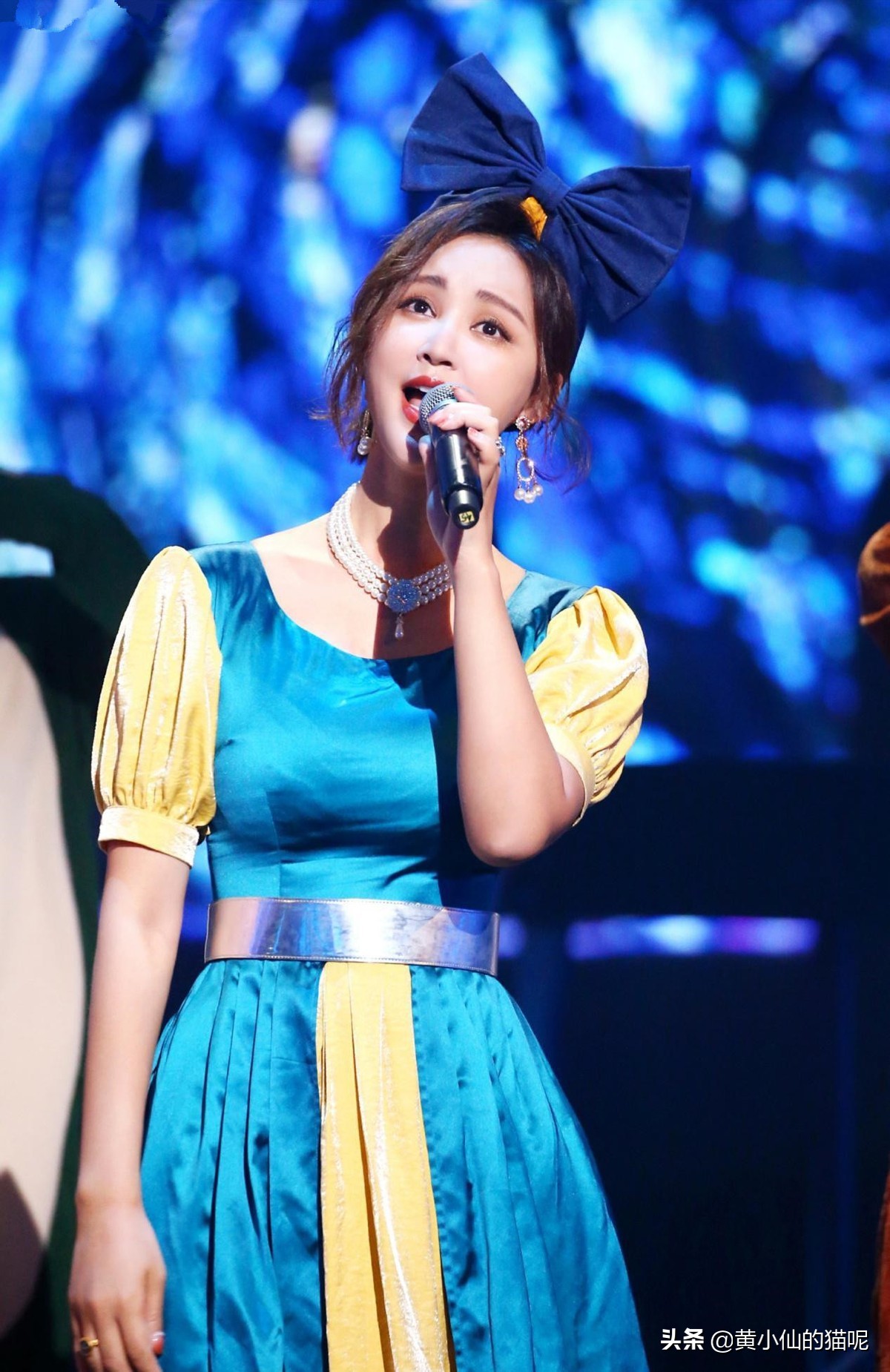 张歆艺减肥成功，当她录节目扮“白骨精”造型