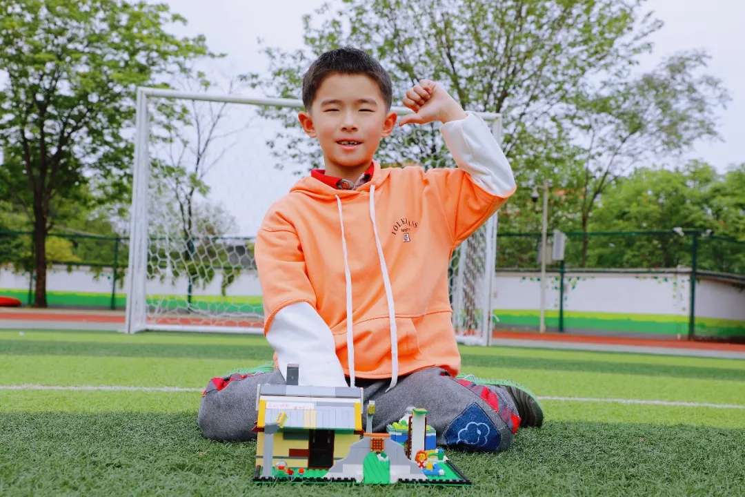 玩转科技节，开广好奇心——天府新区华中附小首届科创节活动