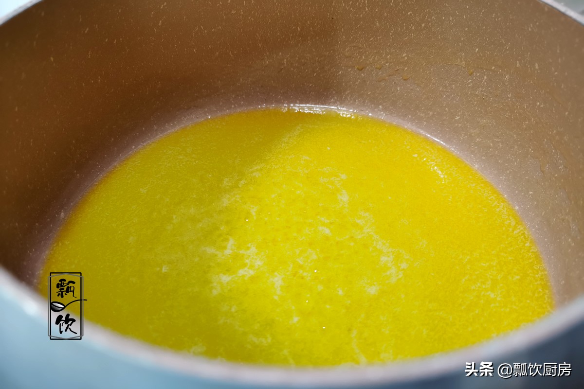 別只會做老蛋糕，這蛋糕比老蛋糕香多了，做法不難，純甜蜜享受