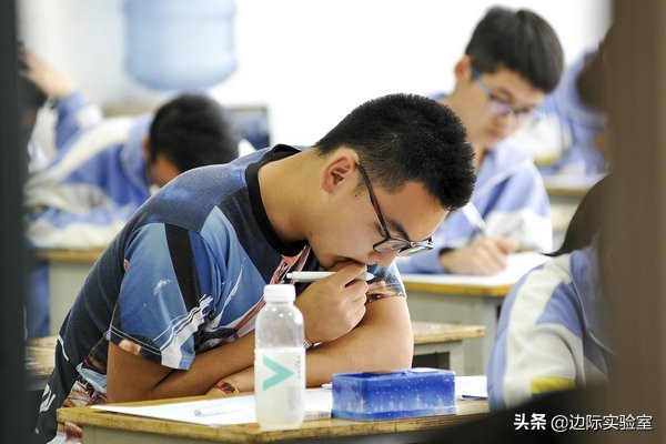 高考大幕今日拉开，参加人数达1071万，创历史记