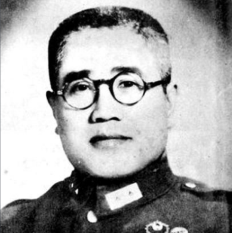 張國福：16歲俘虜中將，獲邀毛主席家宴，放棄英雄身份當火藥工