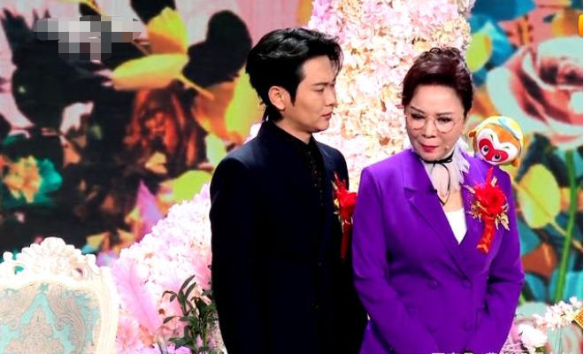 蔡明被毙的小品受好评，潘长江满是无奈回应，