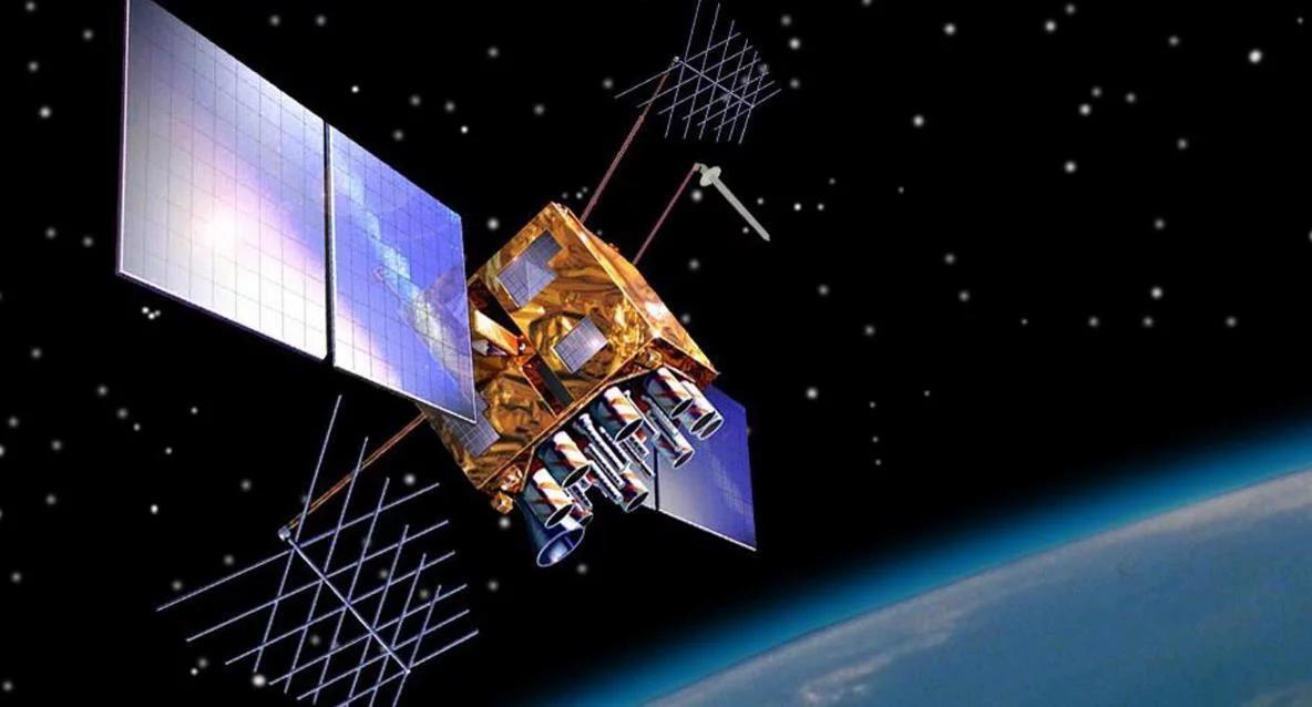 世界三大卫星定位精度对比：美0.1米，俄1.5米，