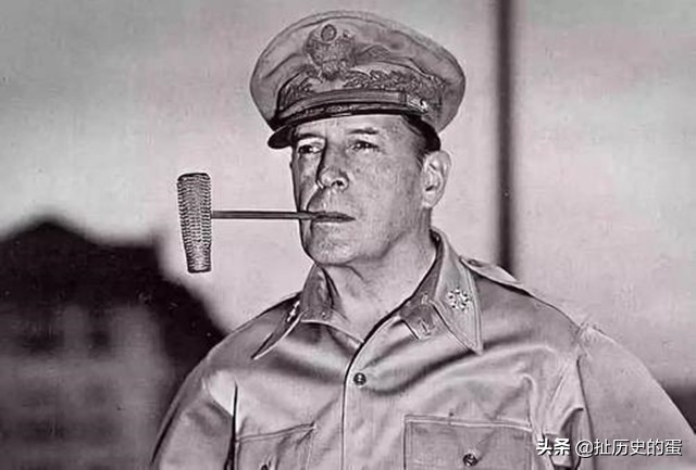 二战中战功显赫的巴顿将军为什么只是四星上将，他离五星有多远？
