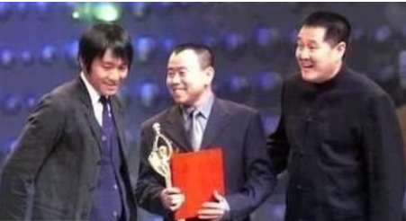 从“潘叔”到“潘子”，潘长江是如何沦为全网笑柄的？