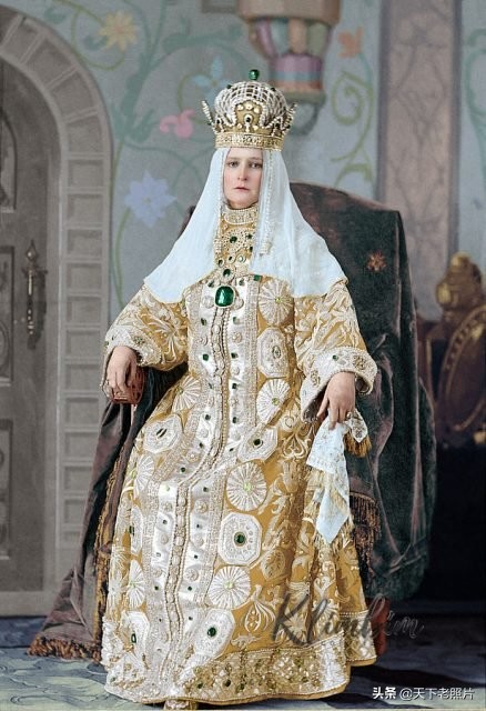 1903年俄罗斯冬宫化妆舞会老照片 沙皇宫廷最后一次大型舞会