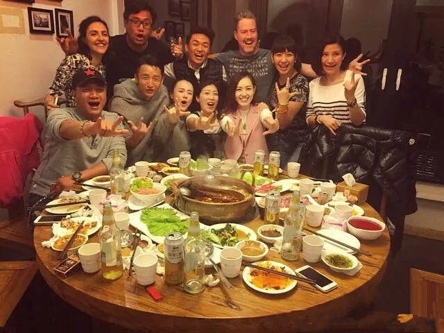 婚变5年后，王宝强事业爱情双丰收，马蓉依旧人人喊打，活该