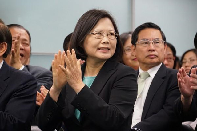 民進黨改口，期待�兩岸對話�