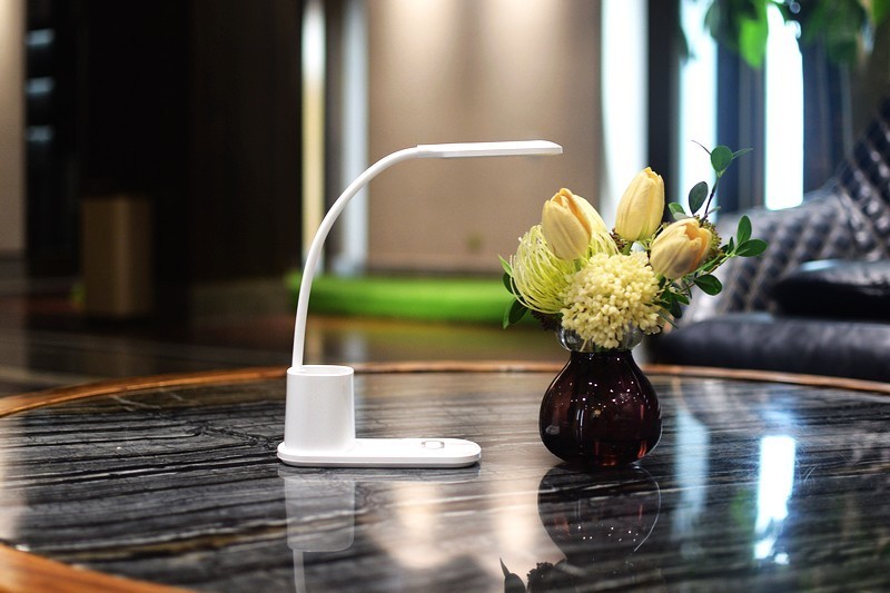 台灯/无线充电座/笔筒 FSL小易多功能无线充电台灯