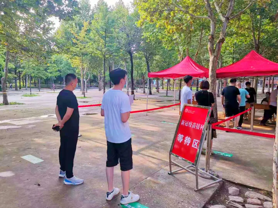 全心守护，筑牢免疫屏障——我校顺利开展学生新冠肺炎疫苗接种